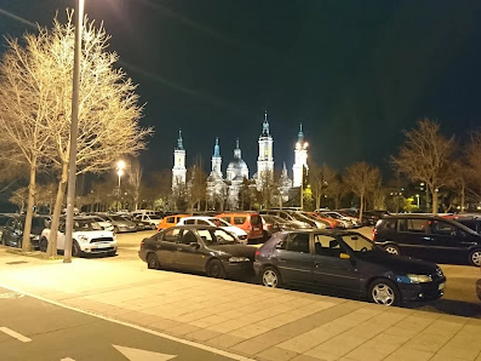 Aparcamiento de Autobuses Plaza del Pilar