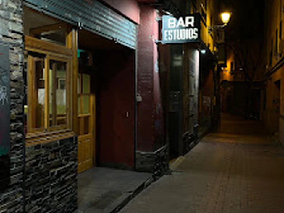 Bar Estudios