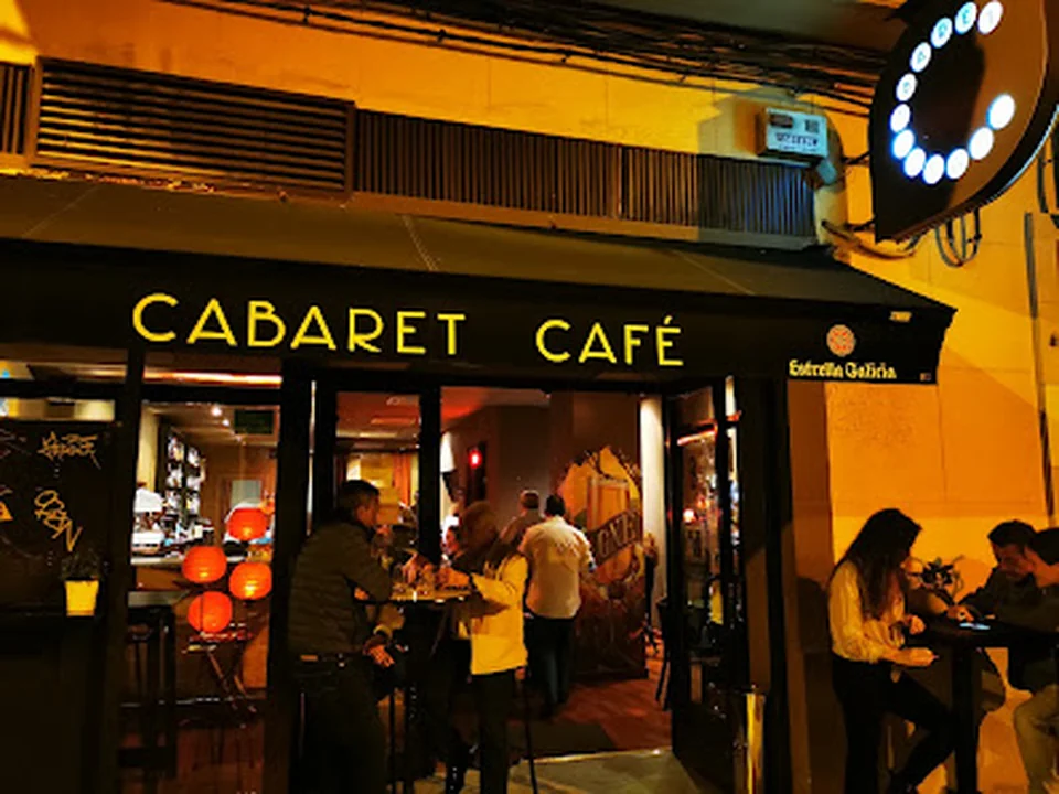 Cabaret Café