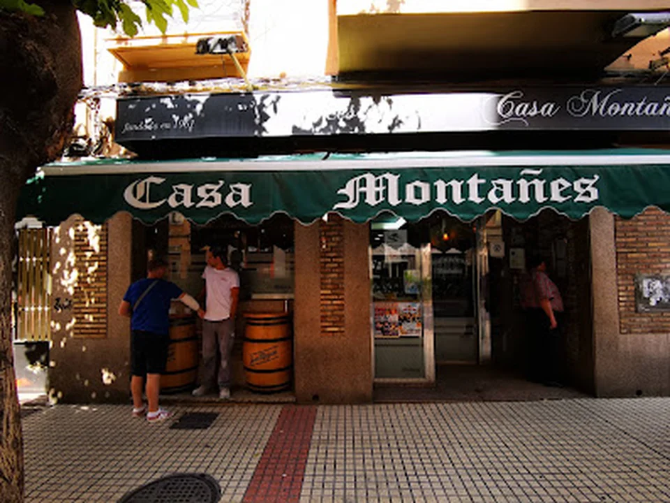 Casa Montañés
