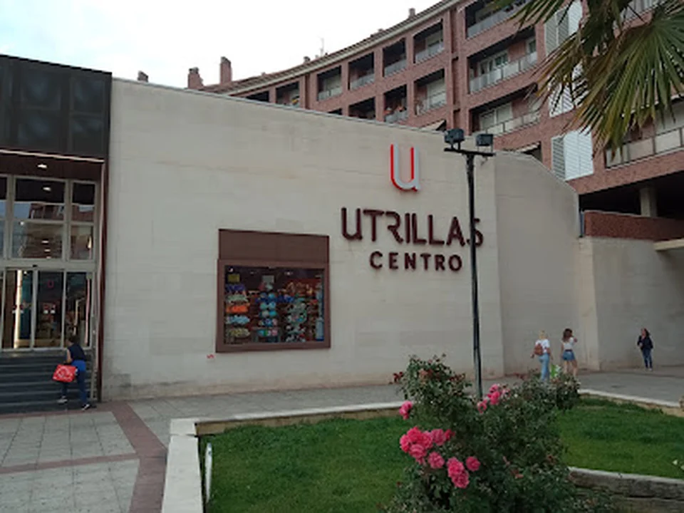 Centro Comercial Utrillas Plaza
