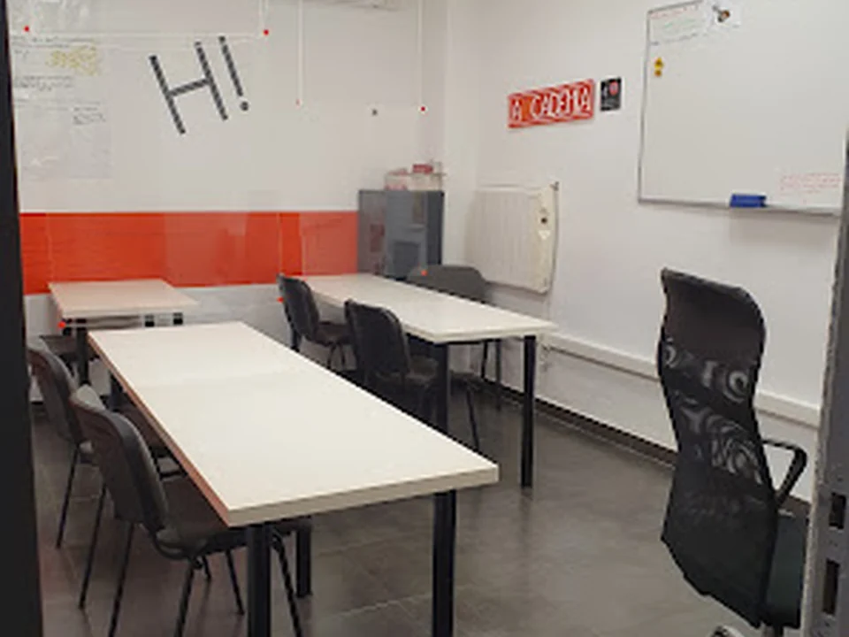 Centro de Estudios AH!CADEMIA