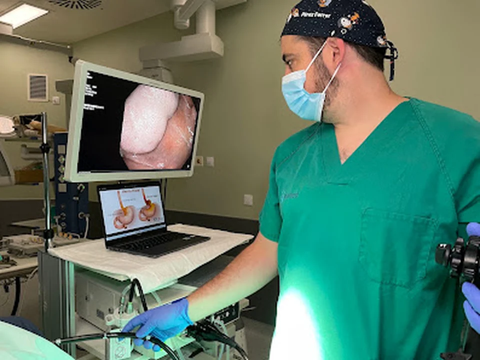 Dr Miguel Pérez Ferrer