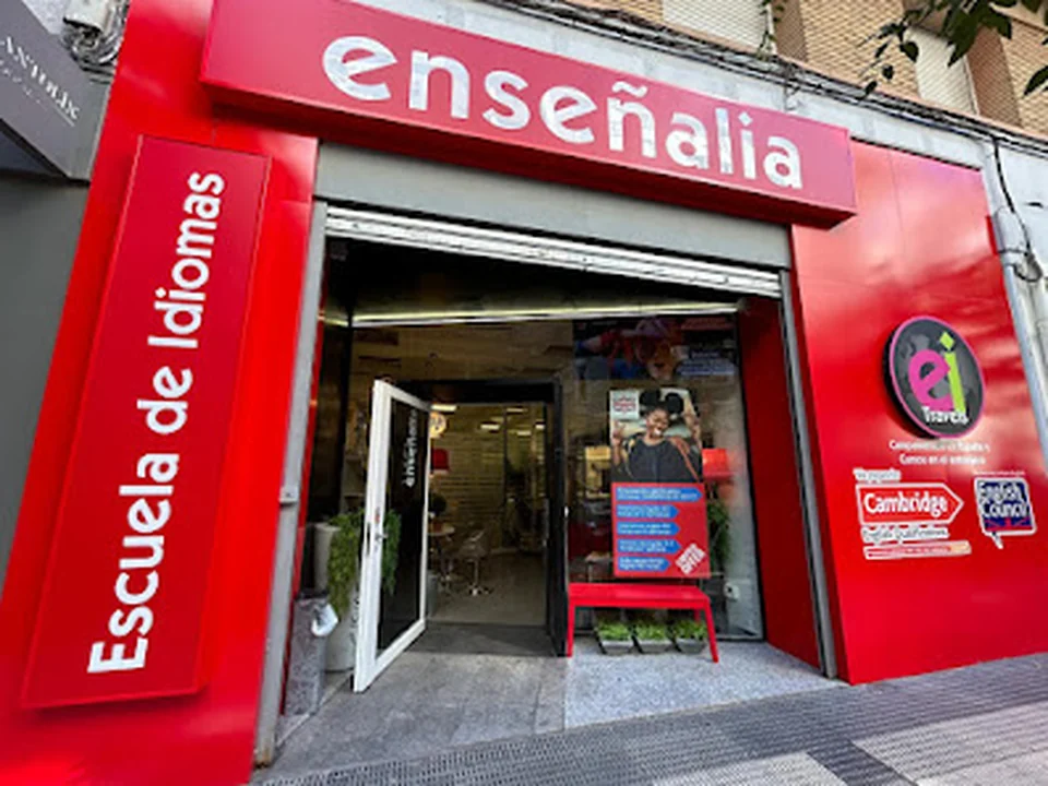 Enseñalia