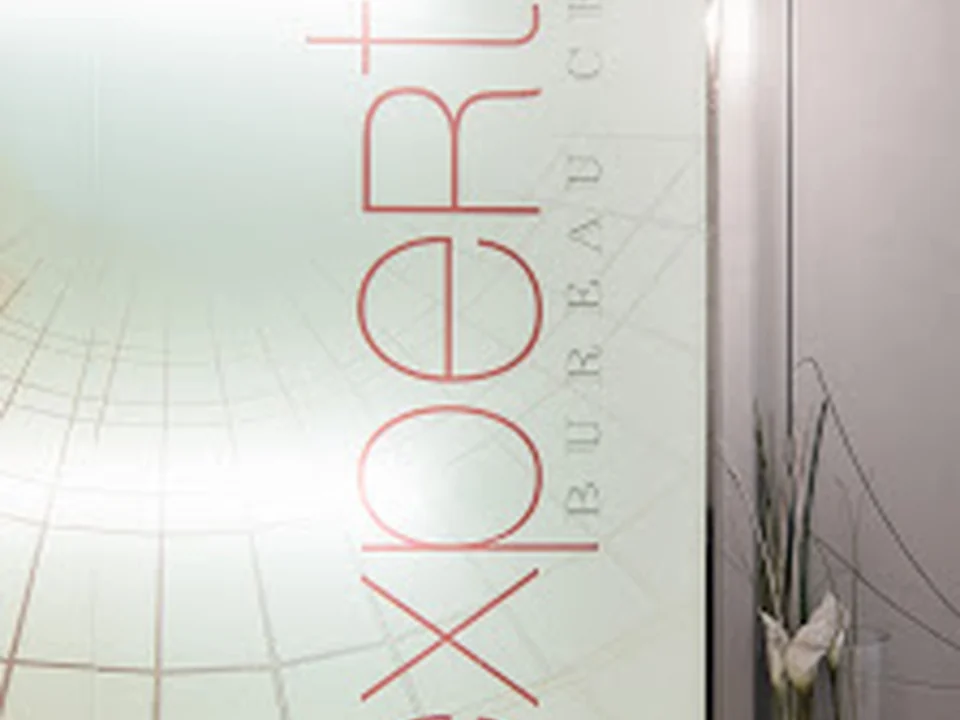 Experttia Bureau Center