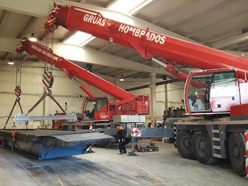 Gruas Hombrados - Grúas sobre camión Zaragoza