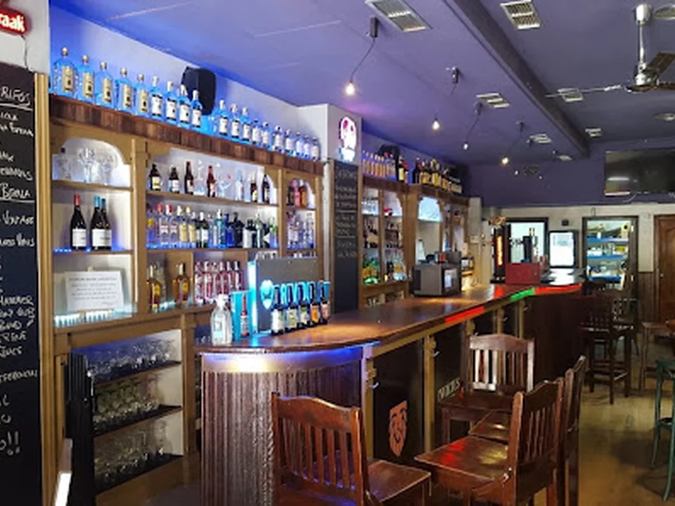 Foto de Invictus Sport Tavern