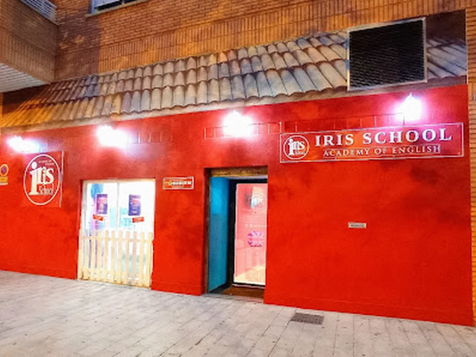 IRIS SCHOOL