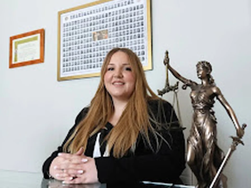Kassandra Ekay Abogada