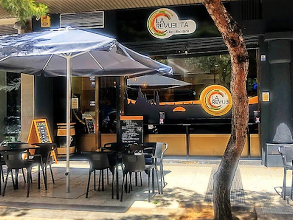 La Revuelta Bar - Bocatería