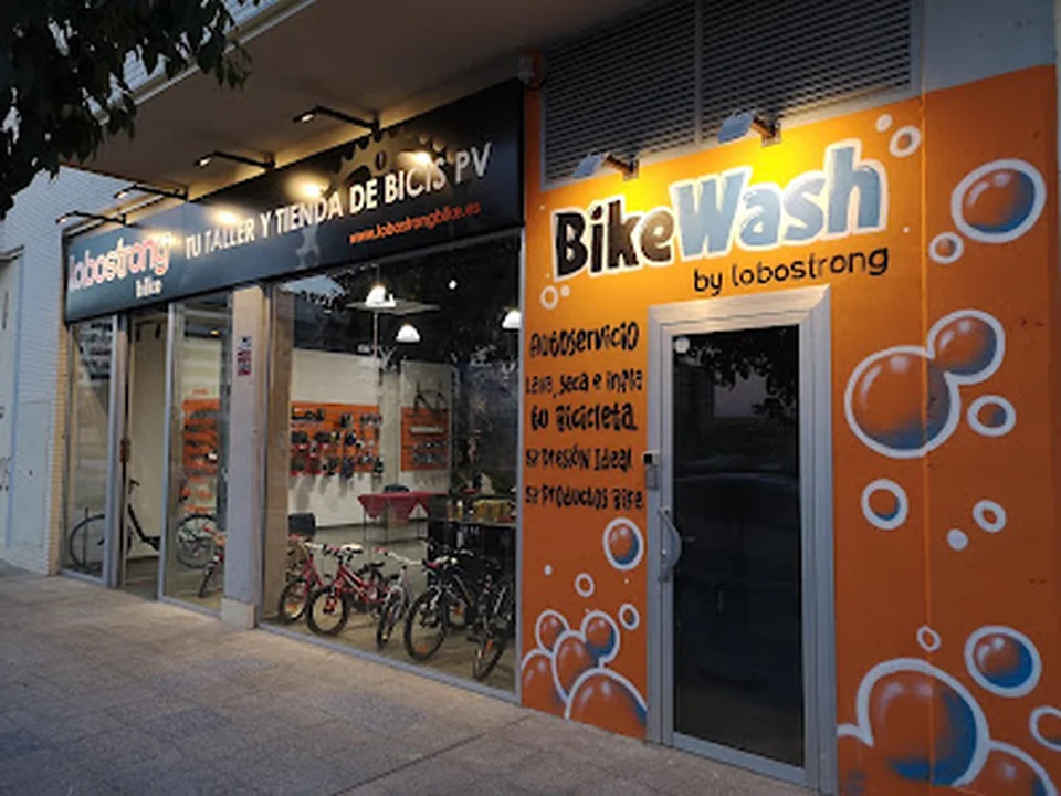 Lobostrong Bike