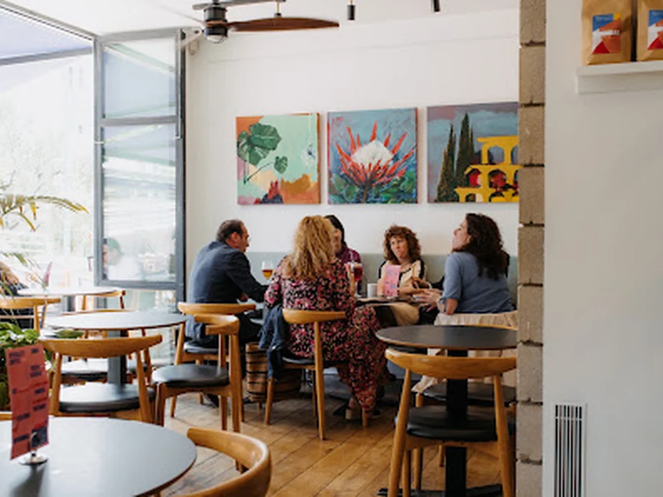 Matisse Ribera Café