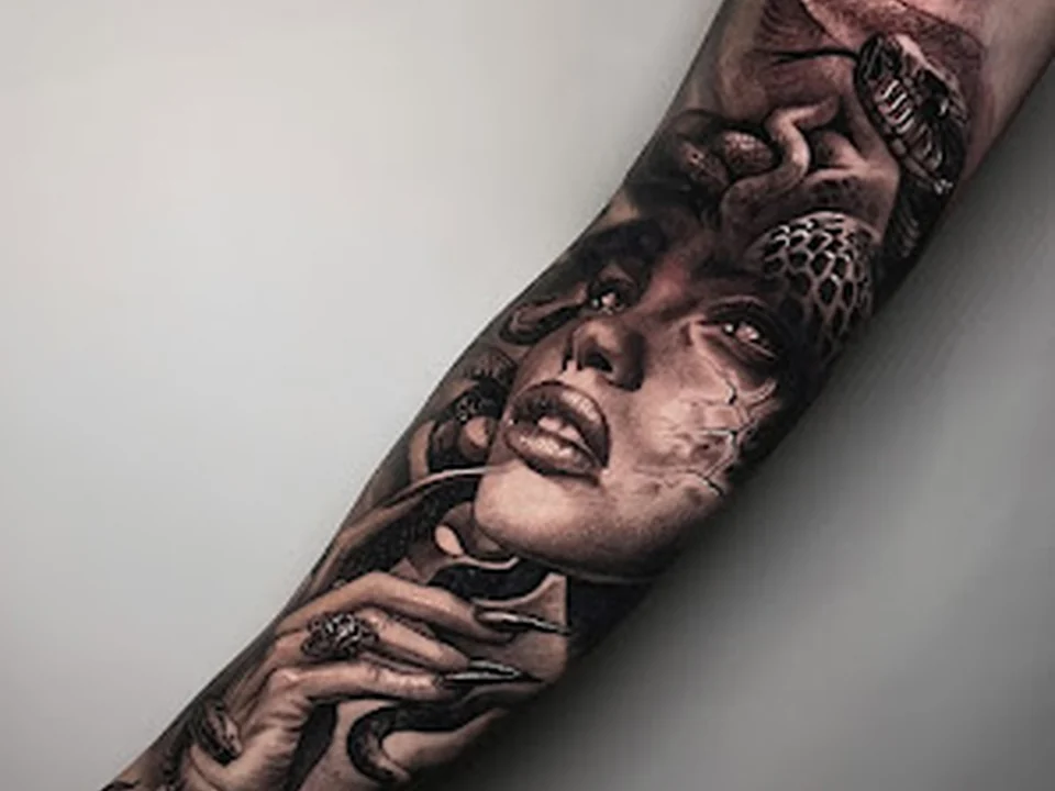 SACRO ESTUDIO TATTOO