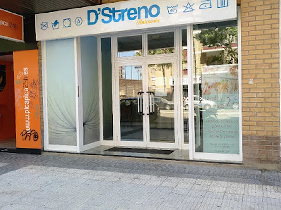 Foto de Tintorería Zaragoza D´Streno